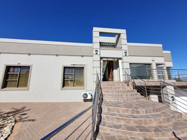 5 Bedroom Property for Sale in Wolseley Western Cape